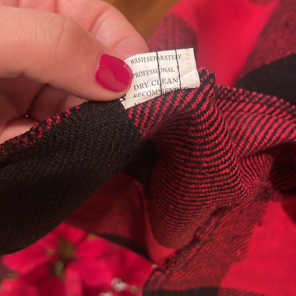 Buffalo plaid open-front vest - Picture 13 of 14